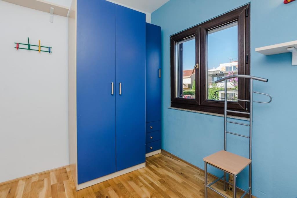 Apartment Roko - Up To 4 People With Free Parking ザダル エクステリア 写真